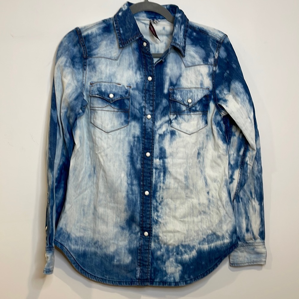 Denim shirt